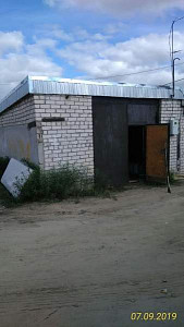 Продаётся гараж за баней
